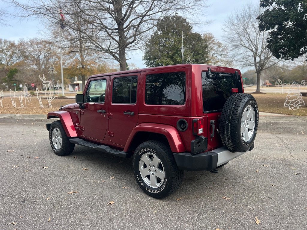 Used 2012 Jeep Wrangler Unlimited Sahara w/ Dual Top Group image 11
