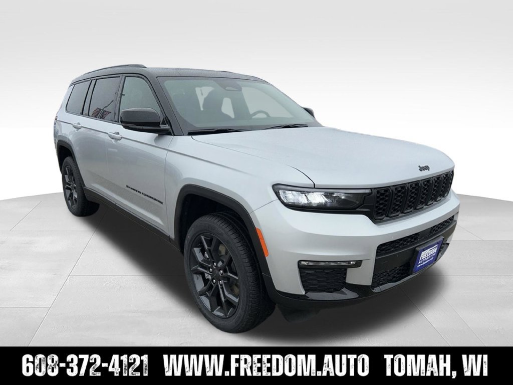 Used 2025 Jeep Grand Cherokee L Limited w/ Trailer Tow Package AWD/4WD image 11