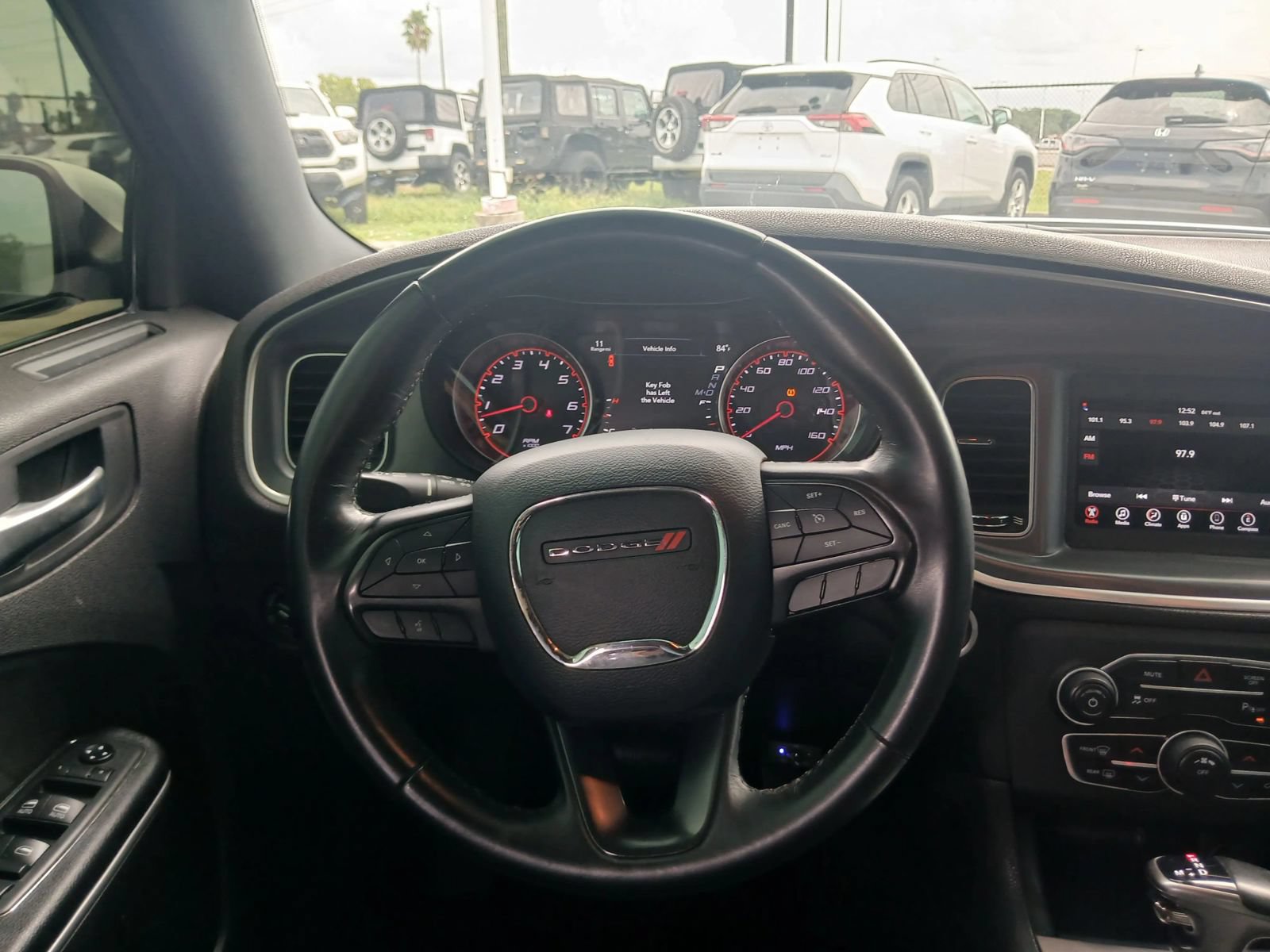 Used 2019 Dodge Charger SXT RWD image 25