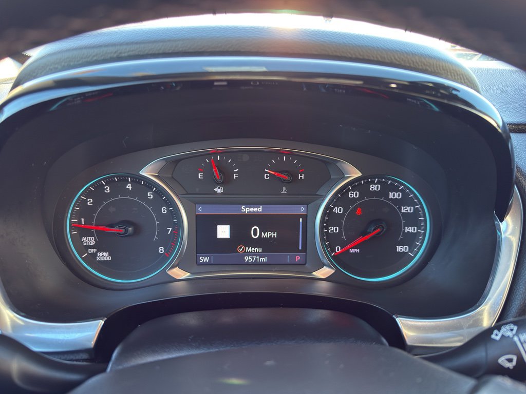 Used 2023 Chevrolet Traverse RS image 18