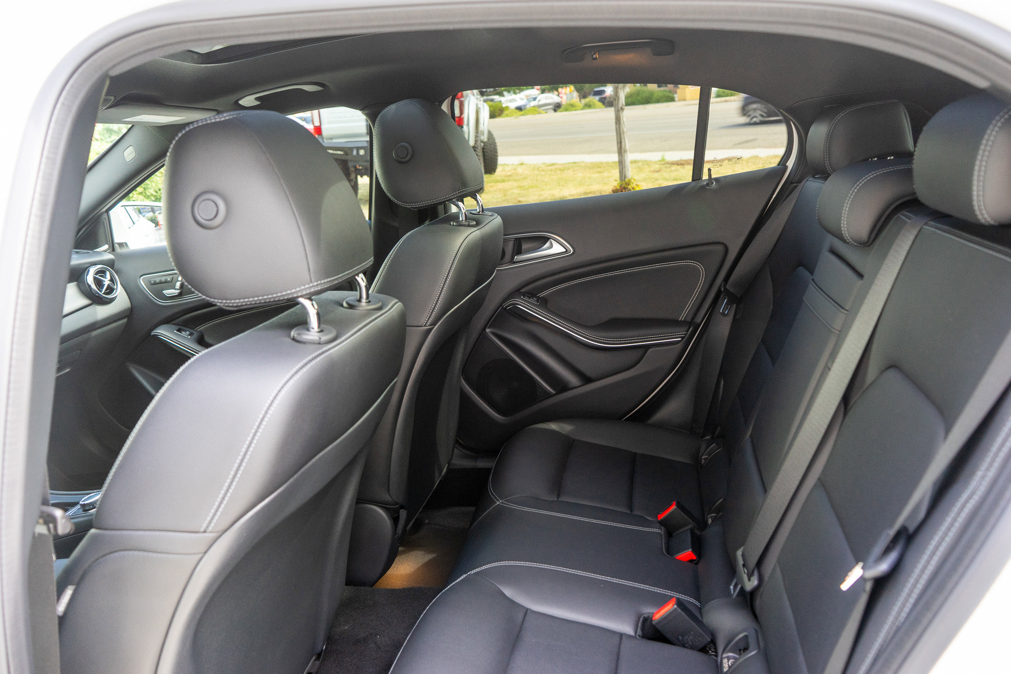 Used 2019 Mercedes-Benz GLA 250 4MATIC image 40