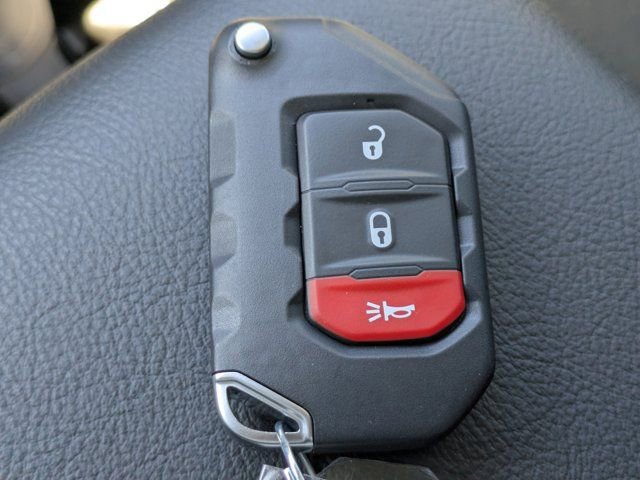 New 2026 Jeep Gladiator Willys AWD/4WD image 25