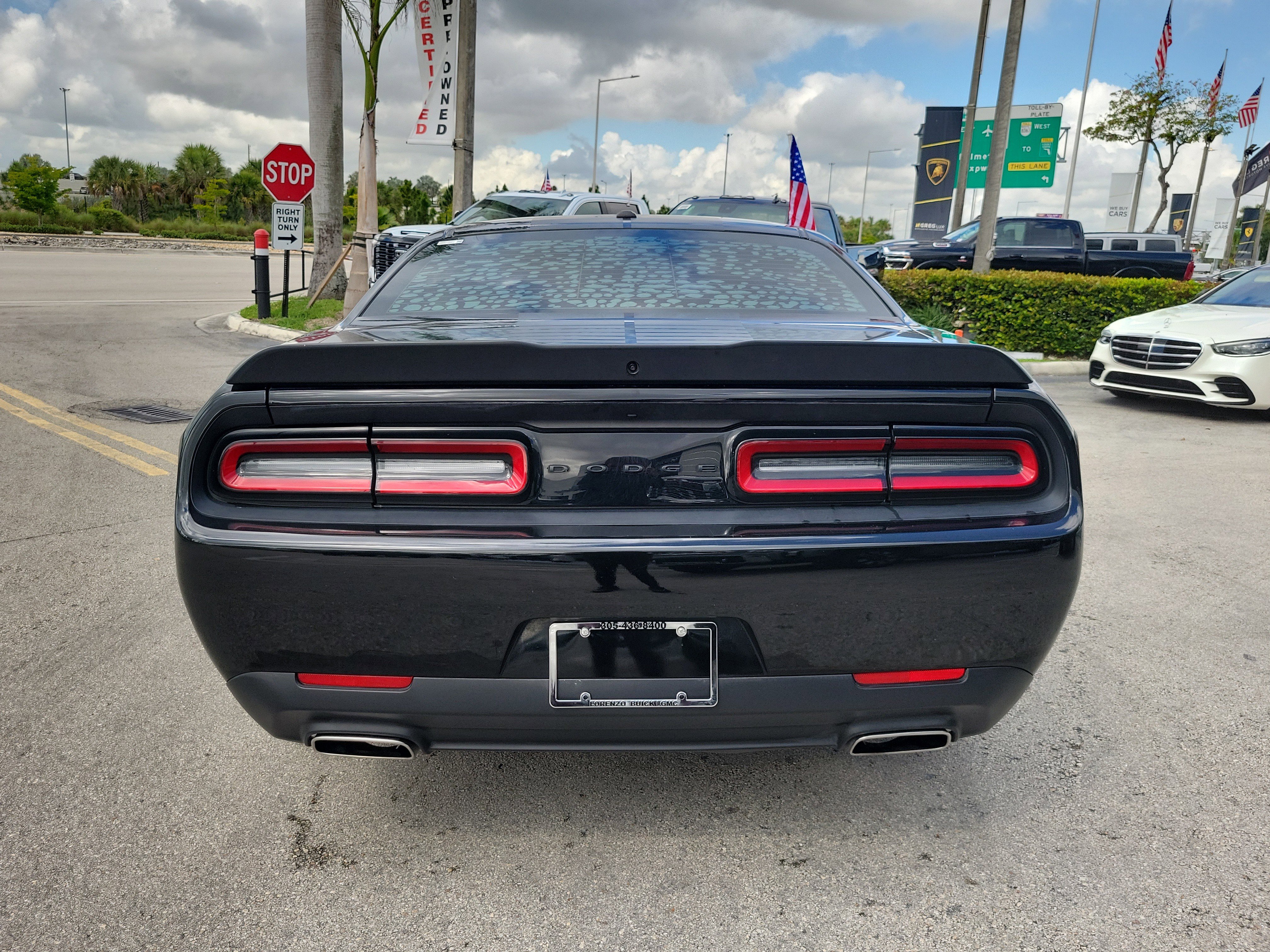 Used 2020 Dodge Challenger SXT w/ Blacktop Package image 6