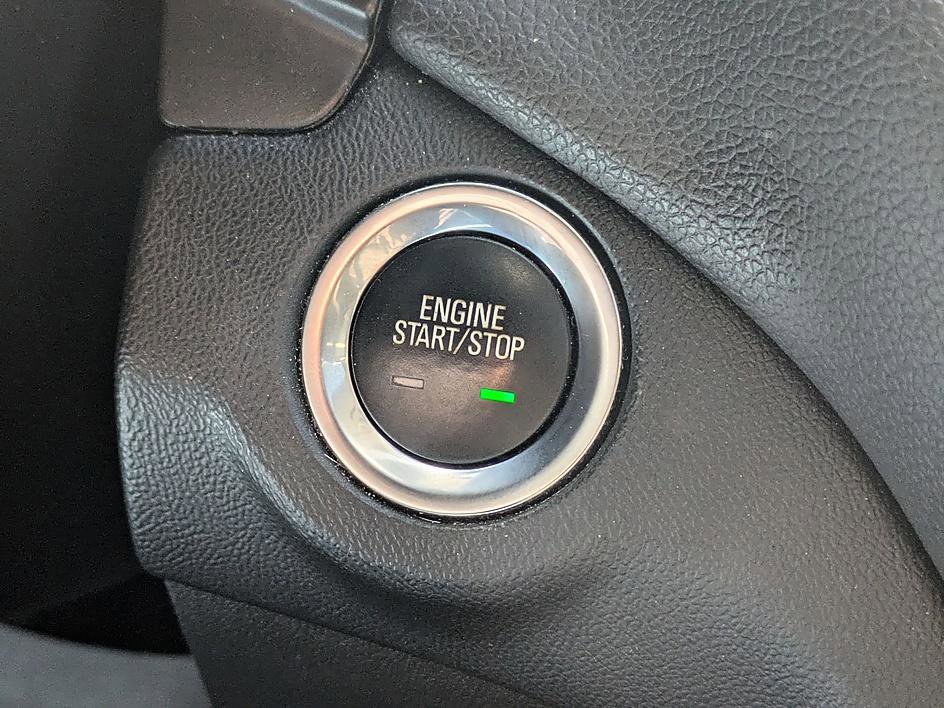 Used 2020 Chevrolet Equinox LT image 25