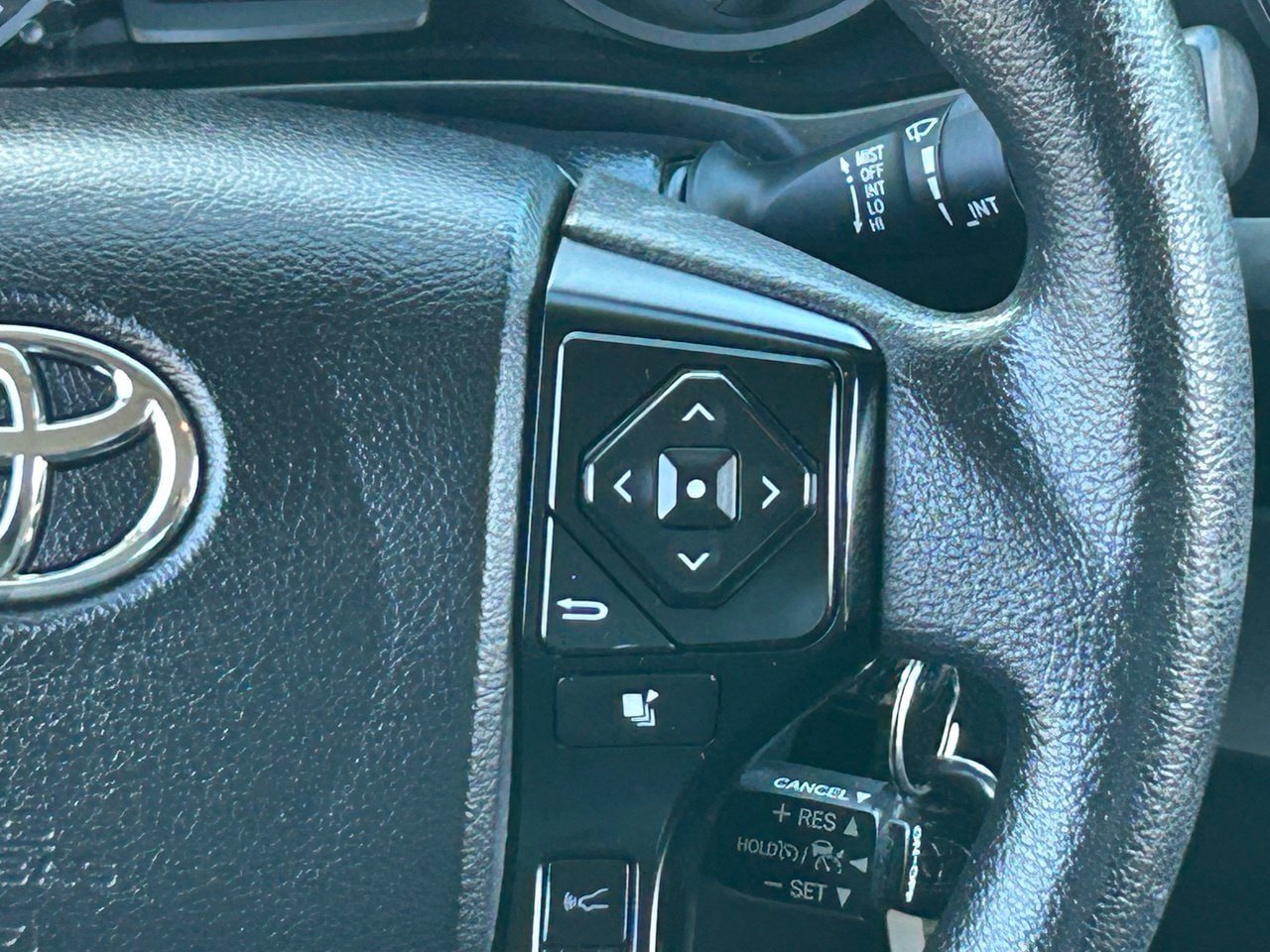 Used 2021 Toyota Tacoma SR RWD image 21