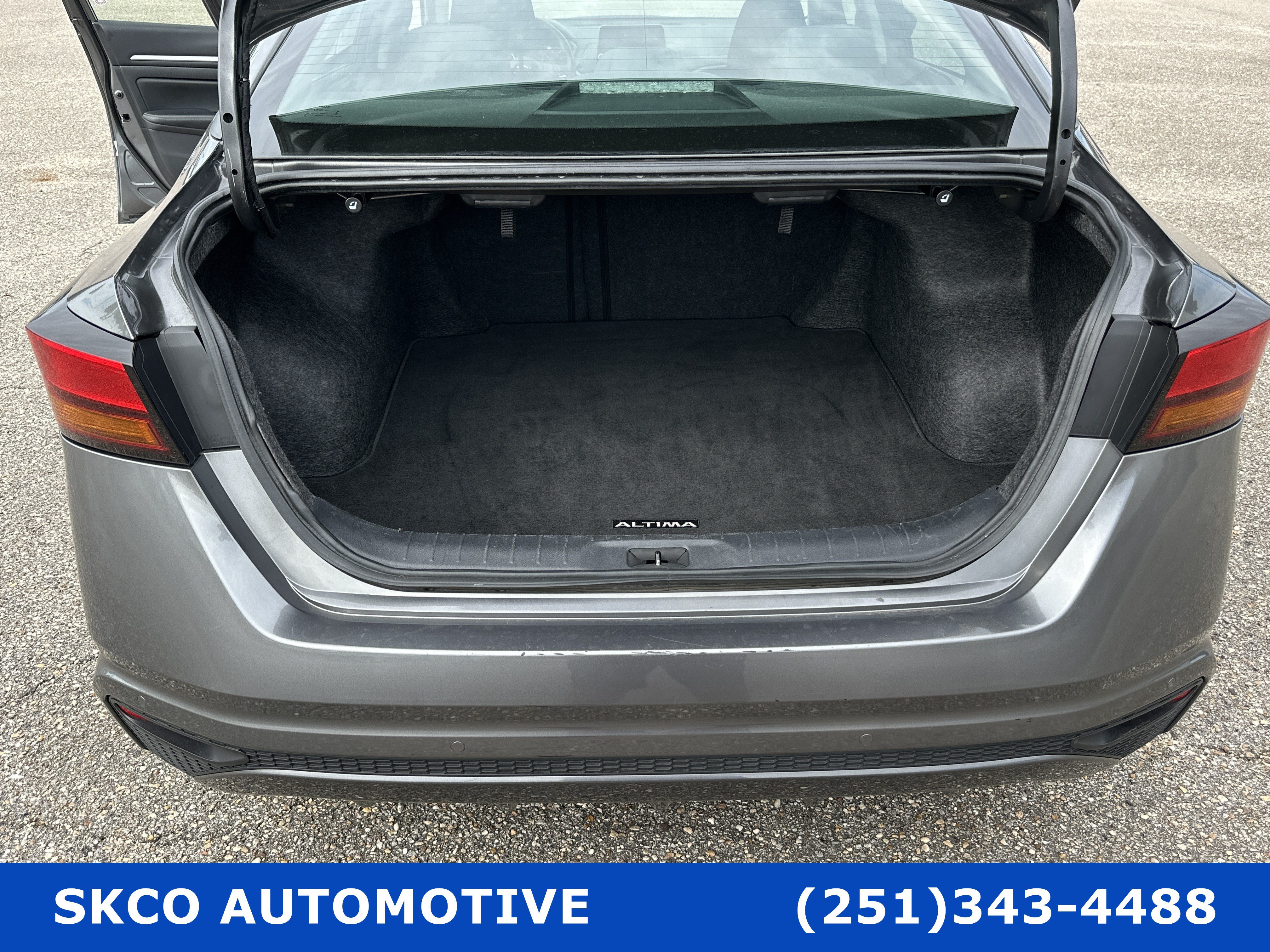 Used 2023 Nissan Altima 2.5 SV FWD image 20