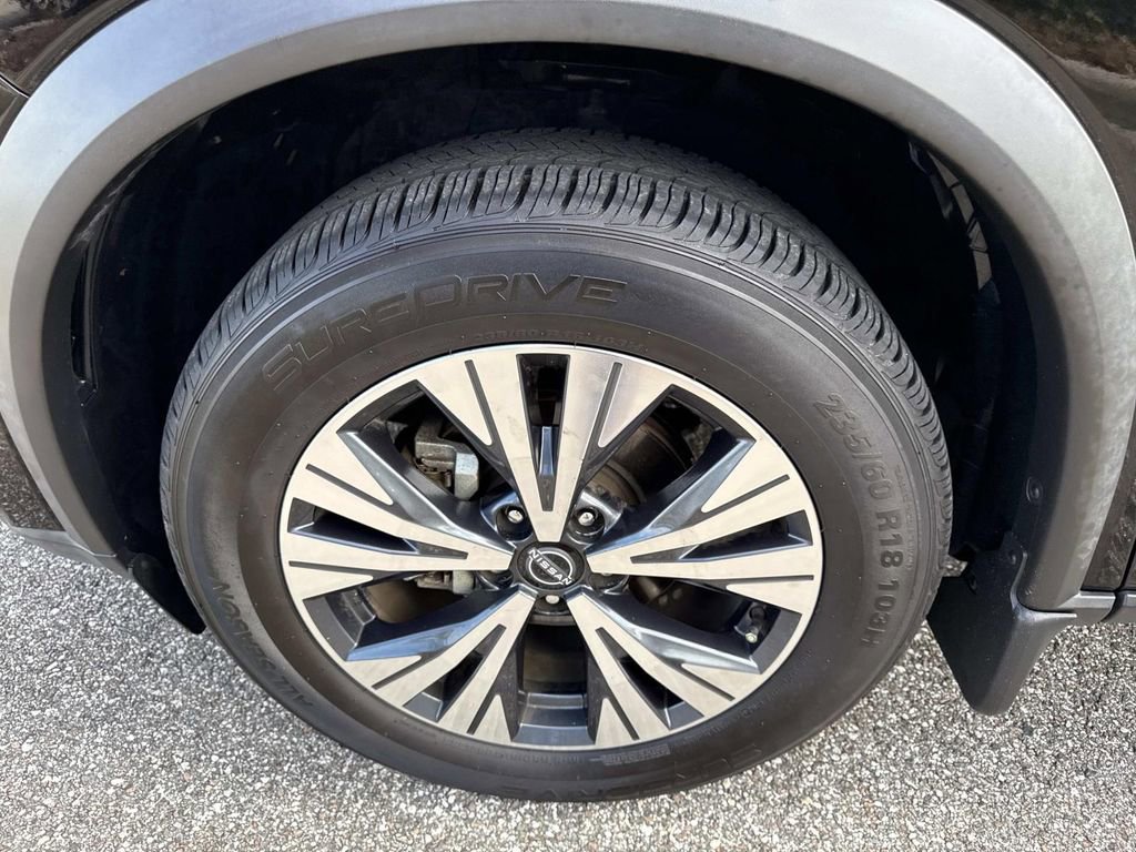 Certified 2023 Nissan Rogue SV image 11