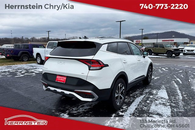 Used 2024 Kia Sportage EX image 30