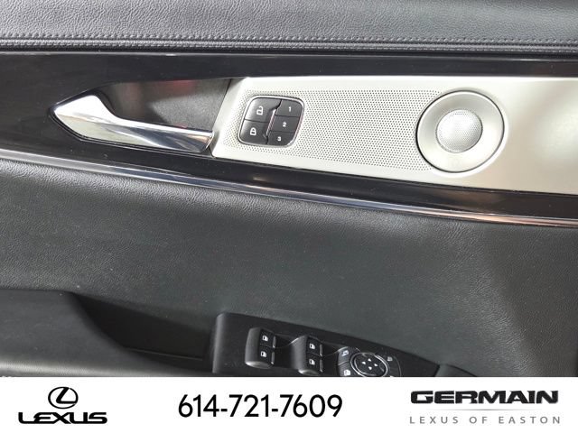 Used 2023 Lincoln Nautilus Reserve w/ Equipment Group 202A AWD/4WD image 27