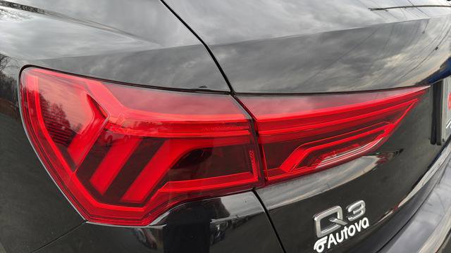 Used 2023 Audi Q3 2.0T Premium Plus w/ Premium Plus Package image 11
