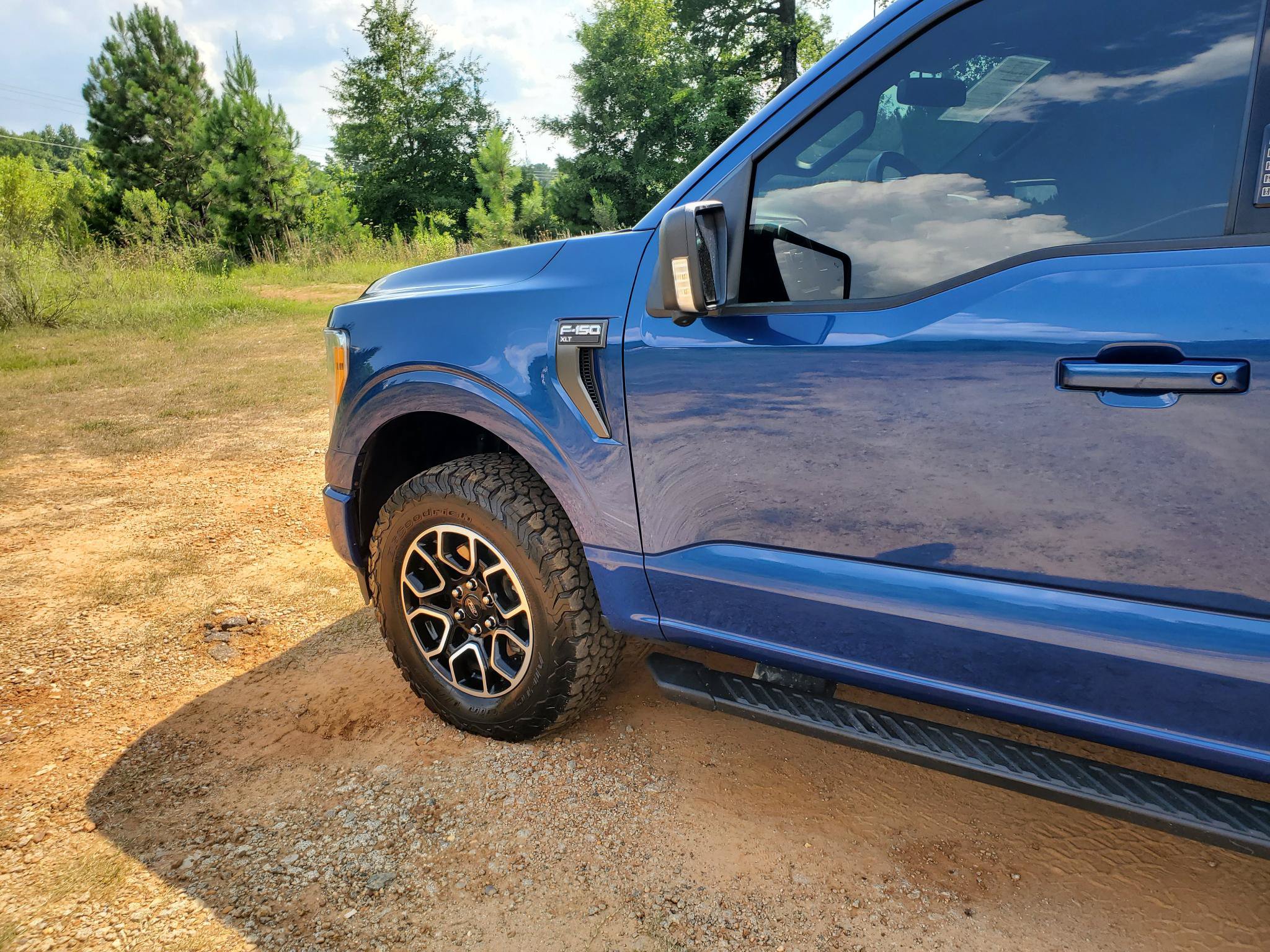Used 2022 Ford F150 XLT w/ Equipment Group 301A Mid AWD/4WD image 18