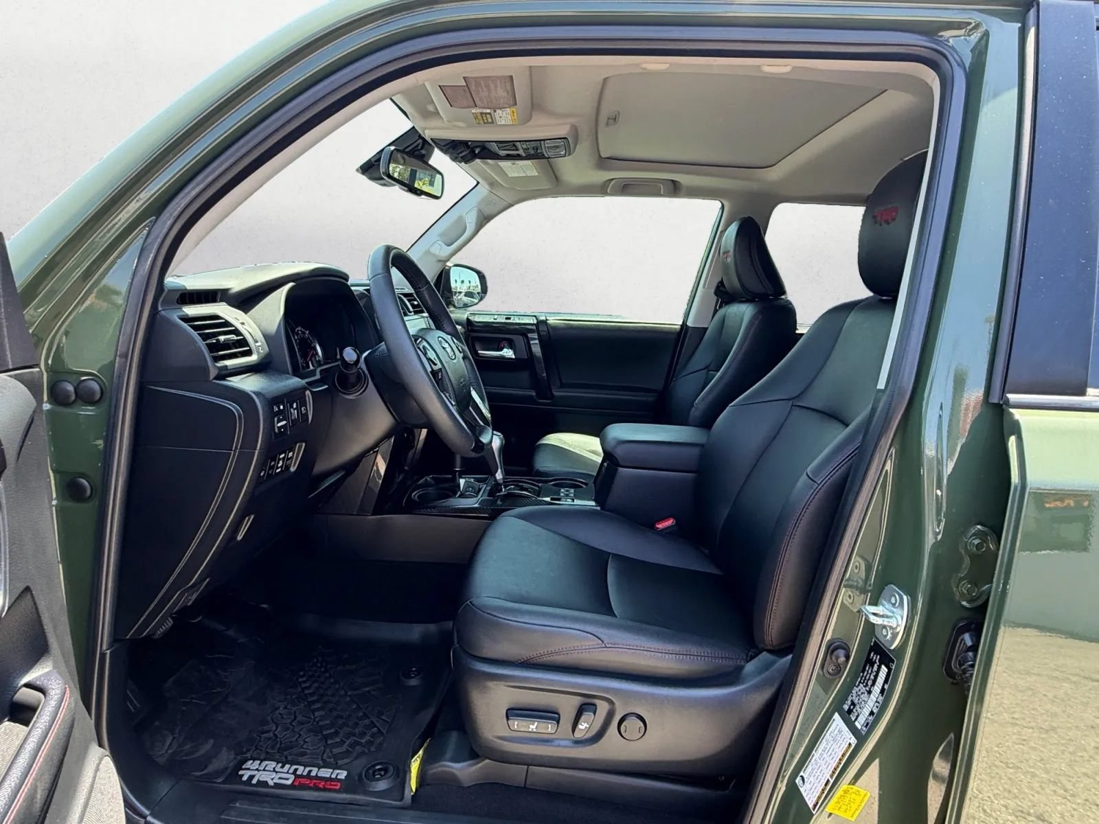 Used 2020 Toyota 4Runner TRD Pro AWD/4WD image 11