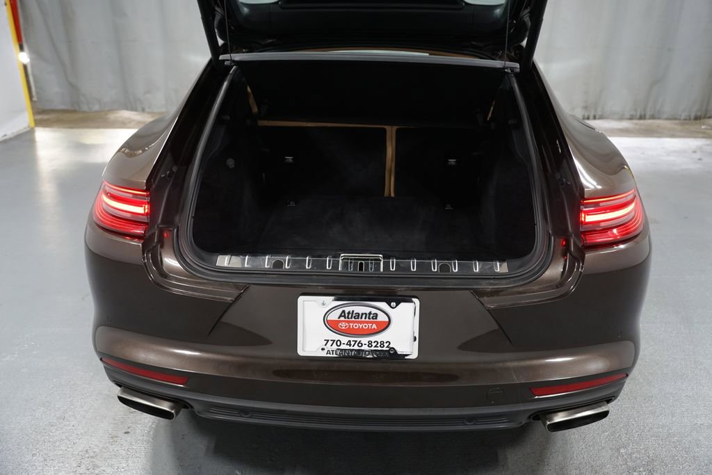 Used 2018 Porsche Panamera image 35