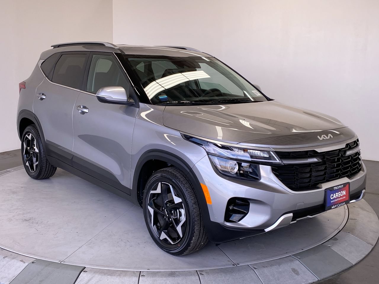 Certified 2025 Kia Seltos EX w/ EX Sunroof Package FWD image 7