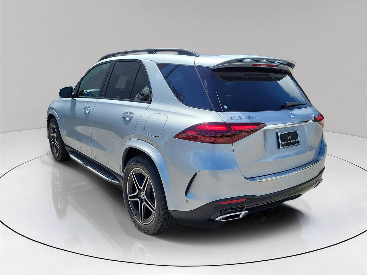 New 2026 Mercedes-Benz GLE 450e 4MATIC image 4