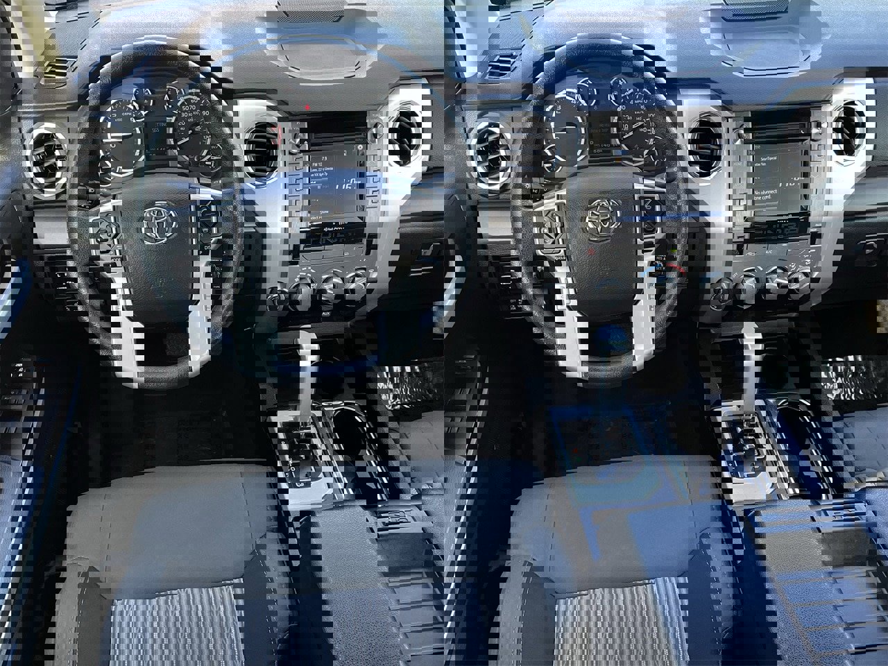 Used 2017 Toyota Tundra SR5 image 10