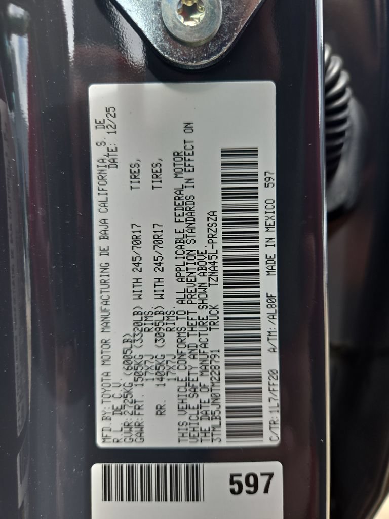 Certified 2026 Toyota Tacoma SR5 AWD/4WD image 38