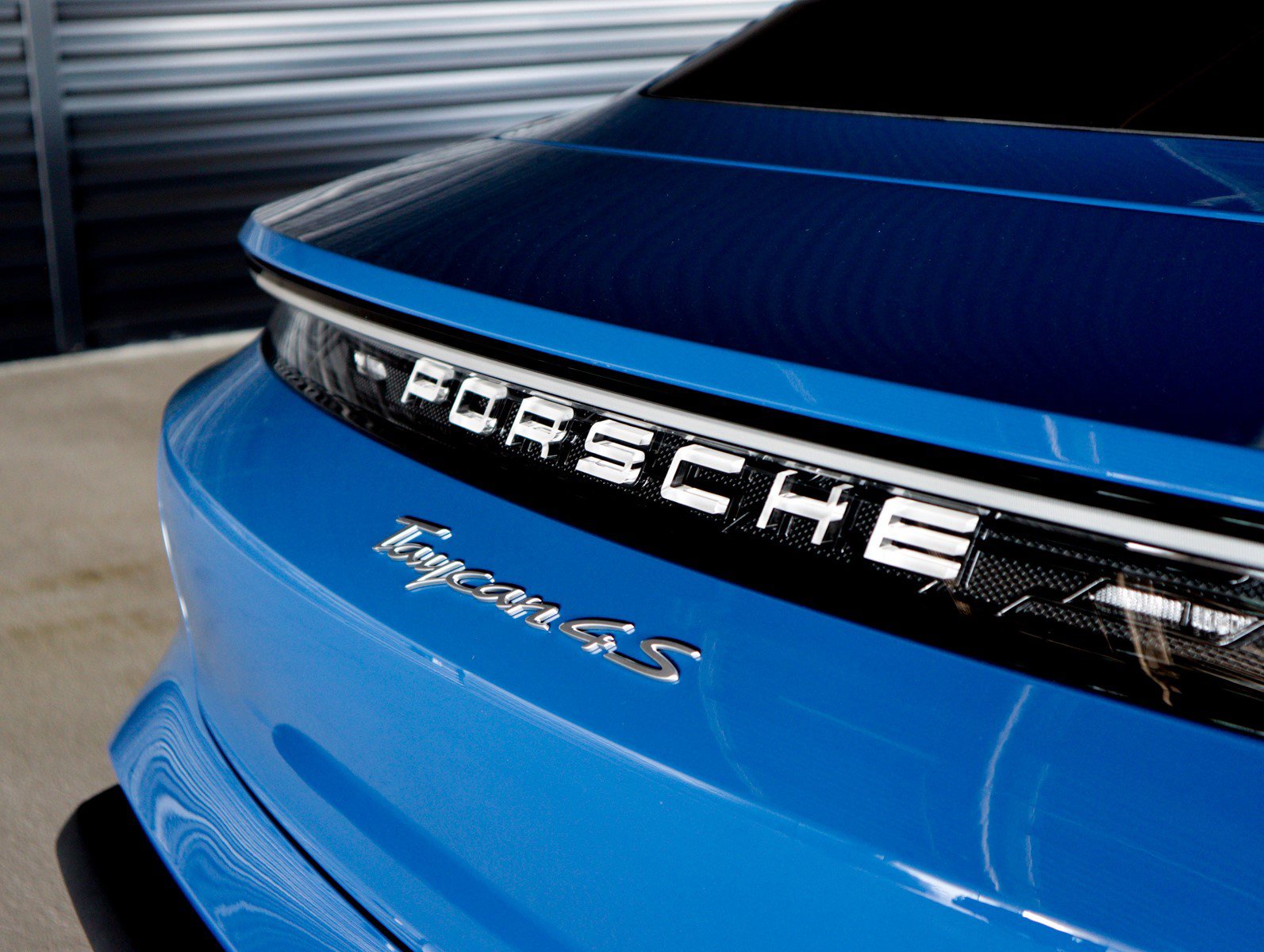 New 2026 Porsche Taycan 4S image 33