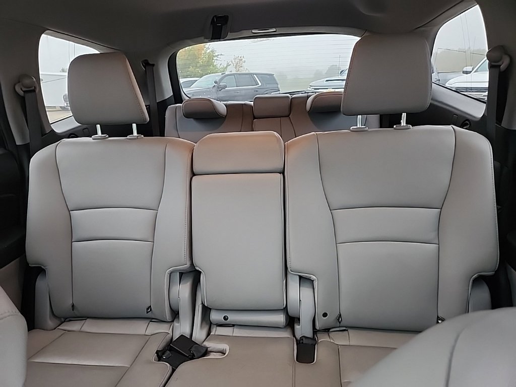 Used 2017 Honda Pilot EX-L image 36