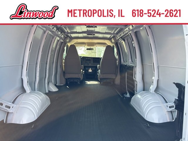 New 2025 GMC Savana 2500 w/ Driver Convenience Package image 15
