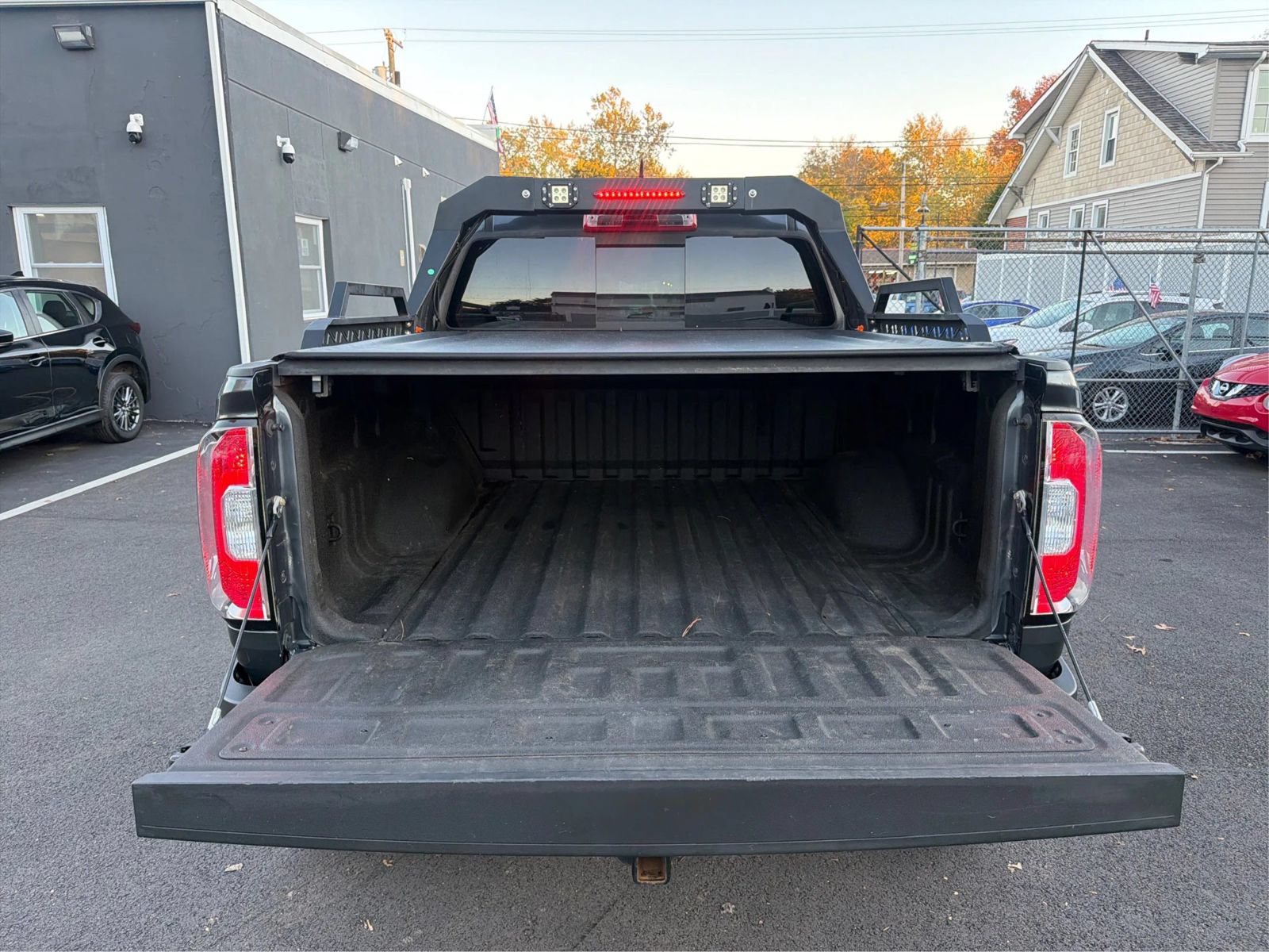 Used 2016 GMC Canyon SLT w/ Driver Alert Package AWD/4WD image 12