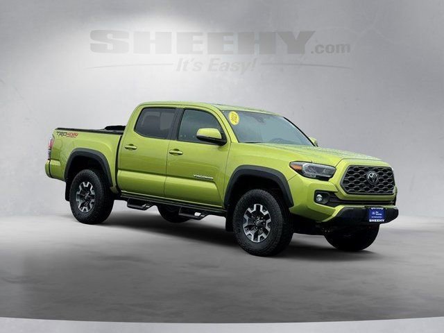Used 2023 Toyota Tacoma TRD Off-Road w/ TRD Premium Off Road Package image 2