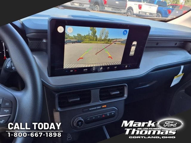 New 2025 Ford Maverick XL image 12