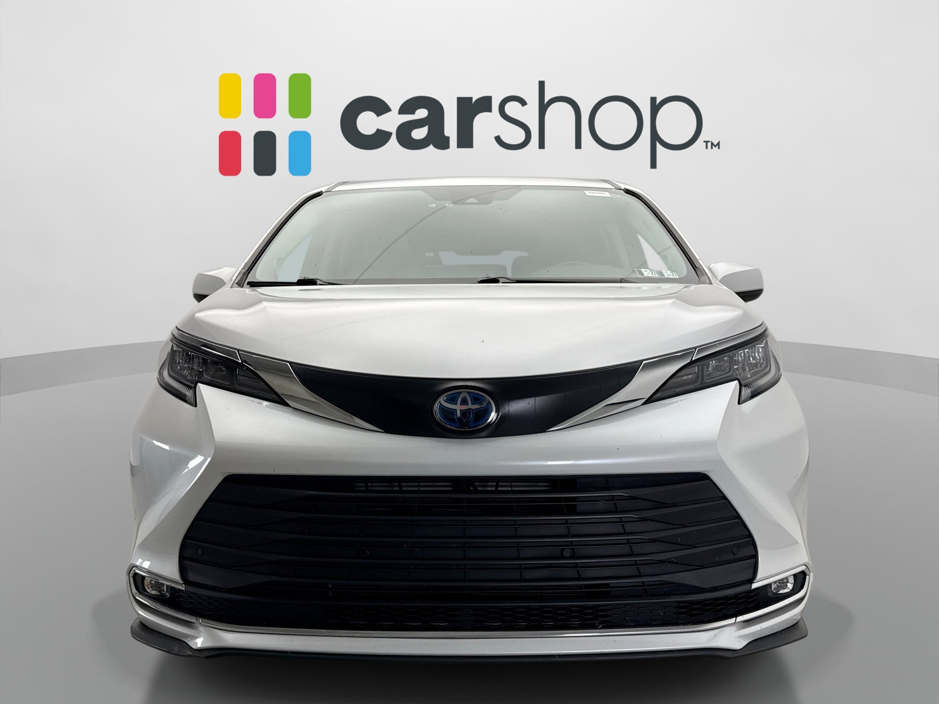 Used 2024 Toyota Sienna XLE w/ XLE Plus Package AWD/4WD image 8