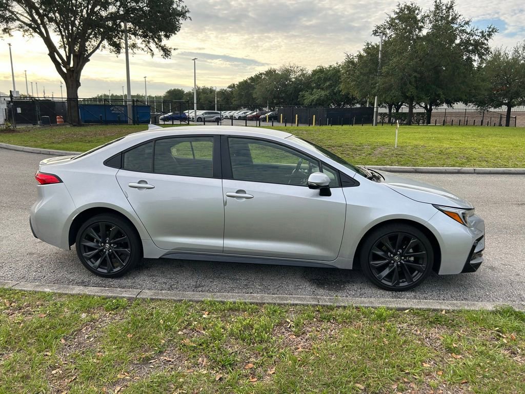 Used 2024 Toyota Corolla SE FWD image 7