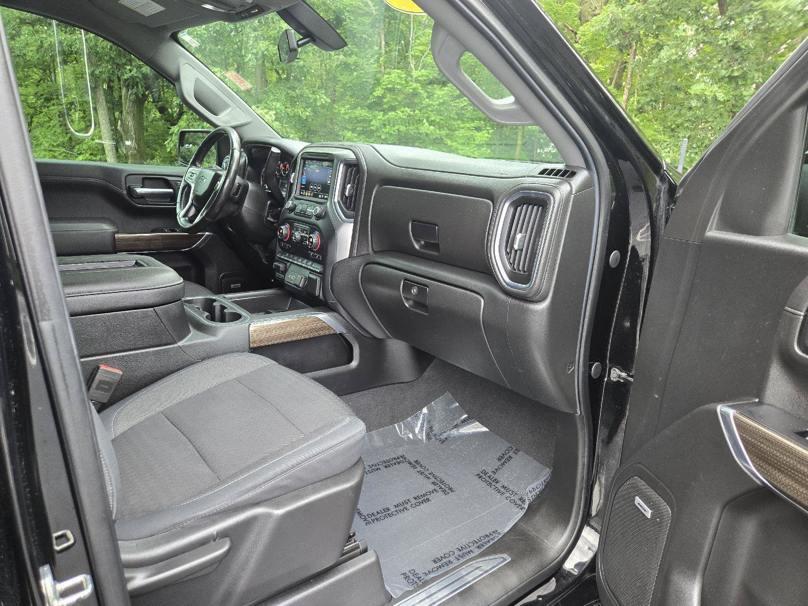 Used 2019 Chevrolet Silverado 1500 RST w/ All-Star Edition AWD/4WD image 22