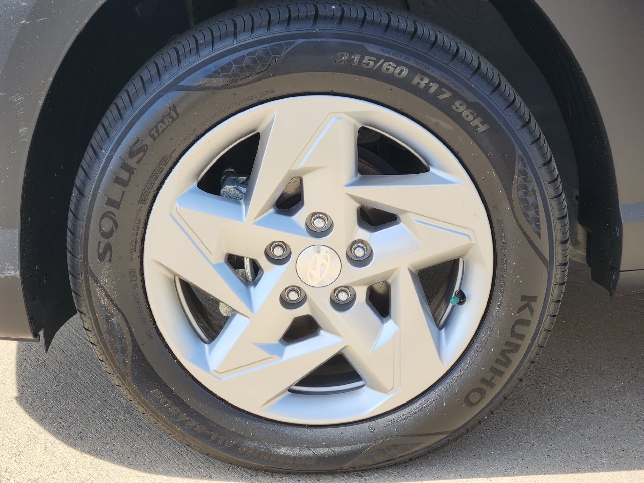 Used 2026 Hyundai Kona SE FWD image 6