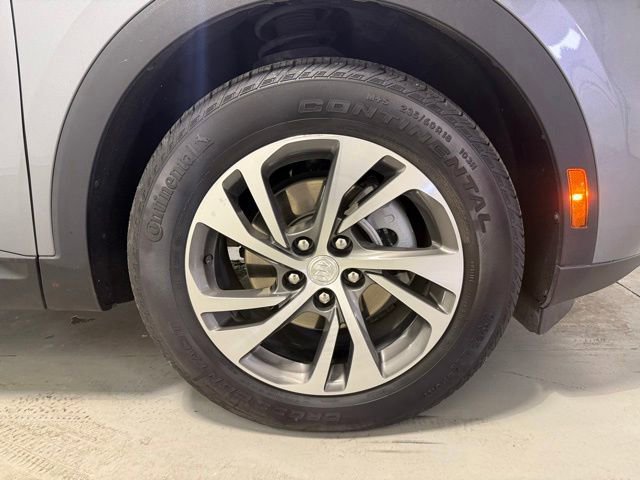 Used 2021 Buick Envision Essence FWD image 32