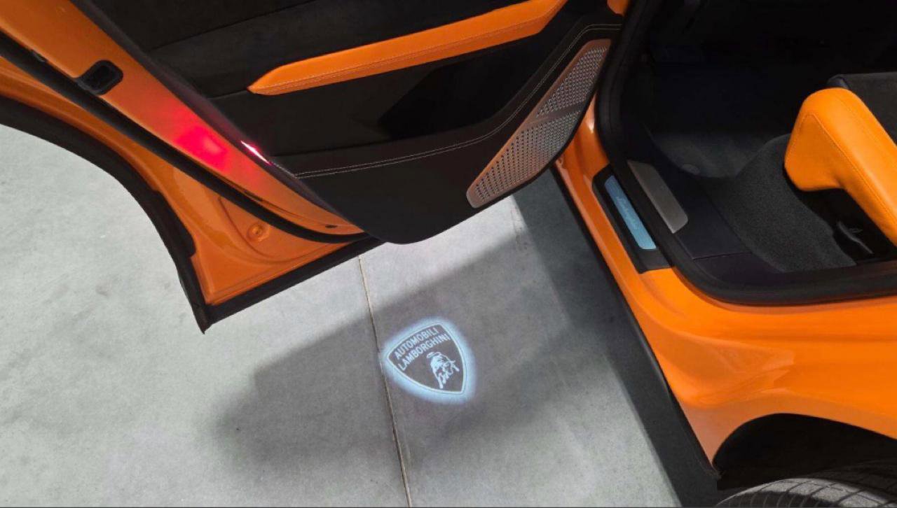 Used 2022 Lamborghini Urus image 16