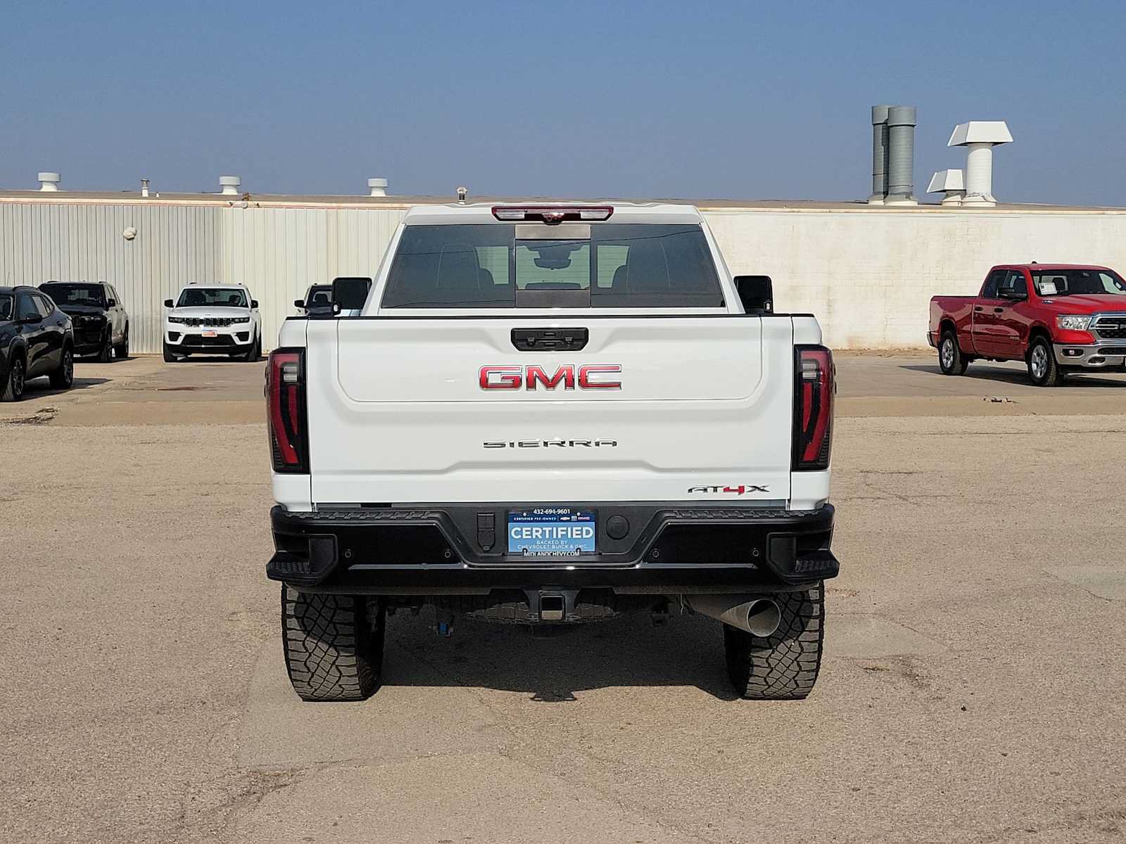 Used 2026 GMC Sierra 2500 AT4X AWD/4WD image 7