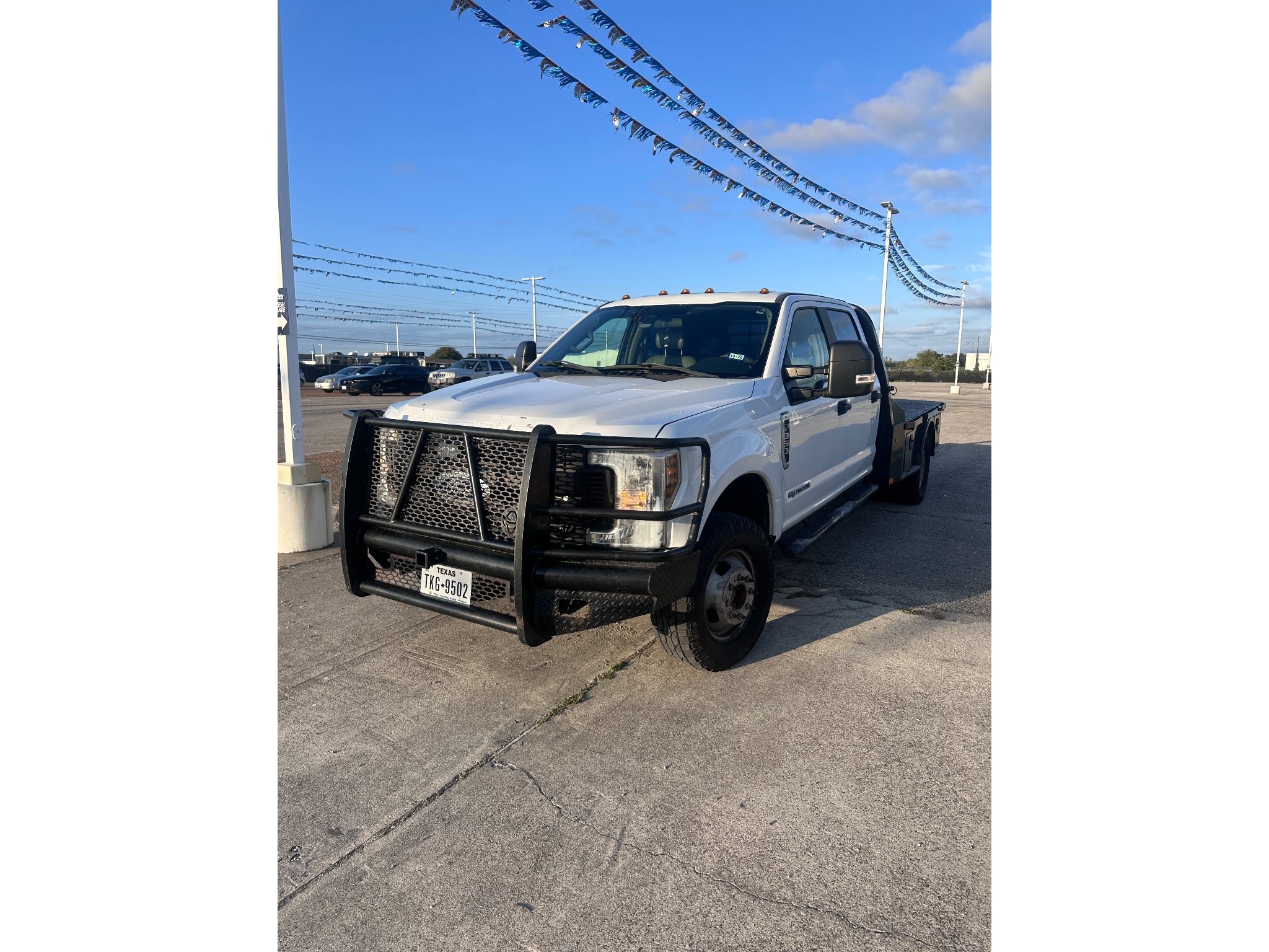 Used 2019 Ford F350 XL w/ Power Equipment Group AWD/4WD image 1