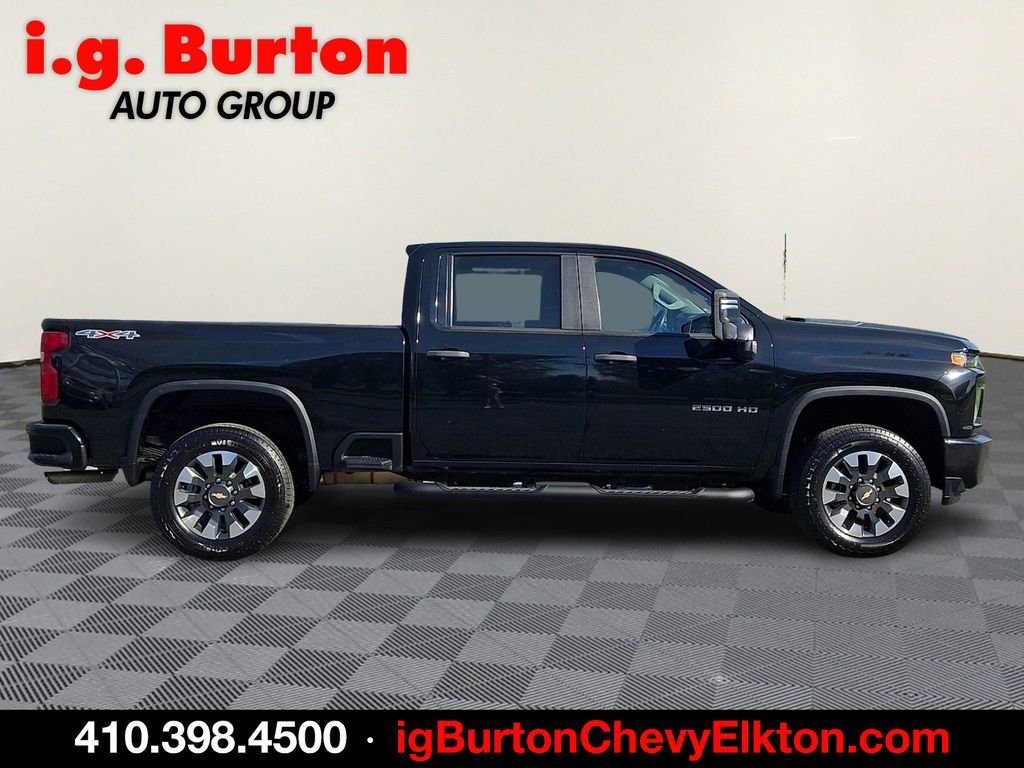 Used 2021 Chevrolet Silverado 2500 Custom w/ Custom Value Package image 7