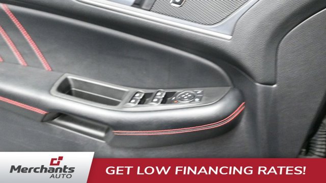 Used 2022 Ford Edge ST-Line w/ Class II Trailer Tow Package AWD/4WD image 22