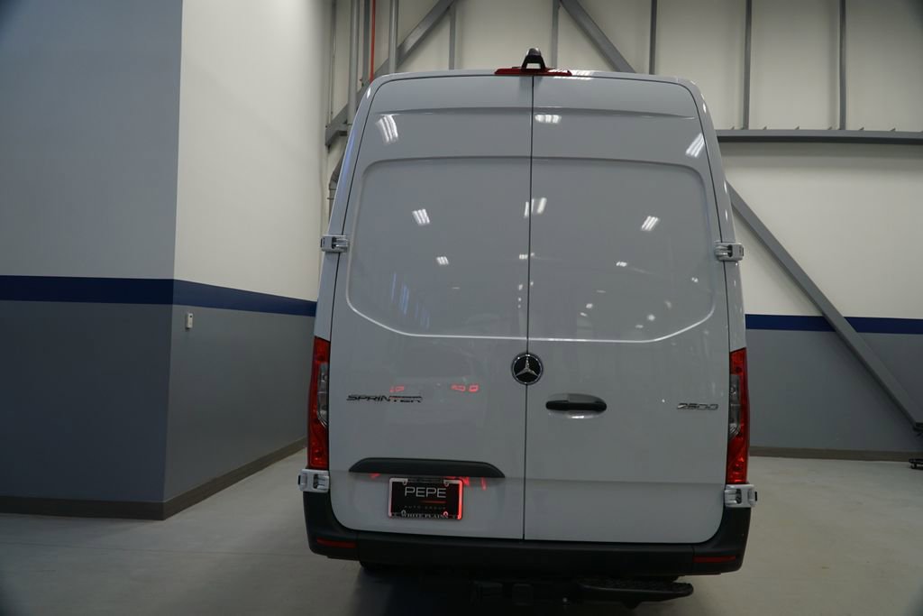 New 2025 Mercedes-Benz Sprinter 2500 image 5