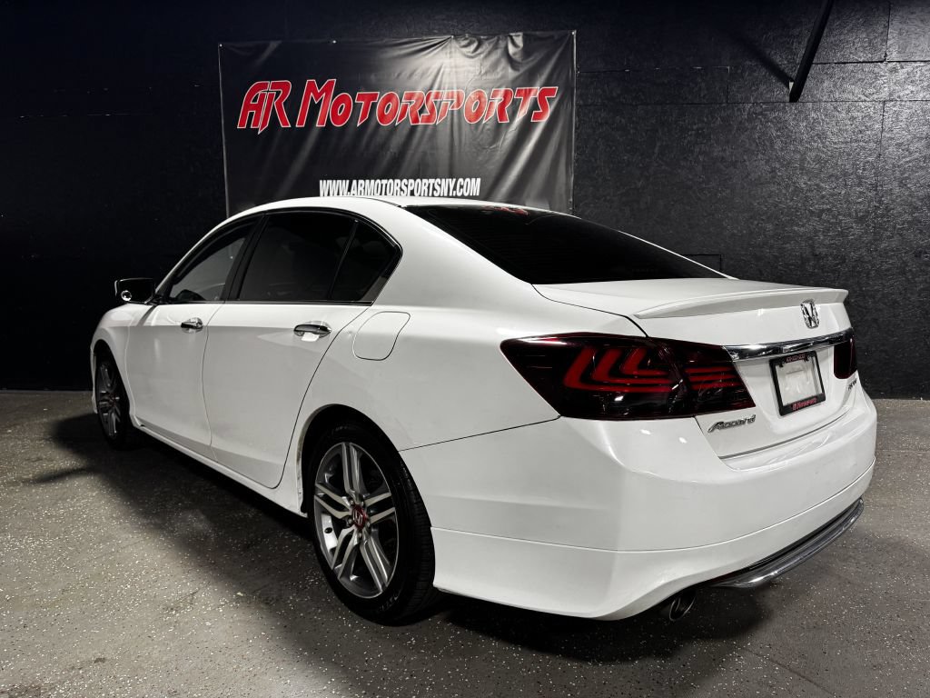 Used 2014 Honda Accord Sport image 3