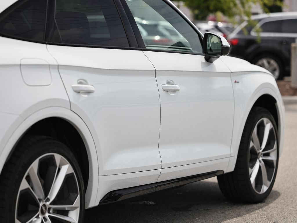 Used 2023 Audi Q5 2.0T Prestige w/ Prestige Package AWD/4WD image 8