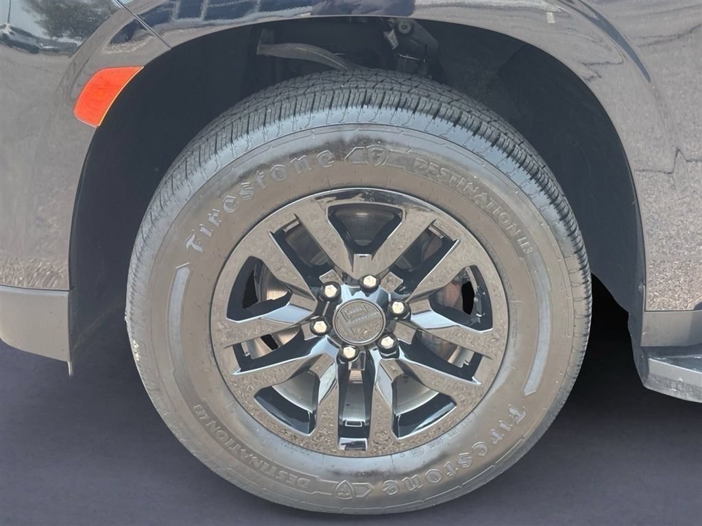 Used 2024 Chevrolet Tahoe LS w/ Driver Alert Package AWD/4WD image 9