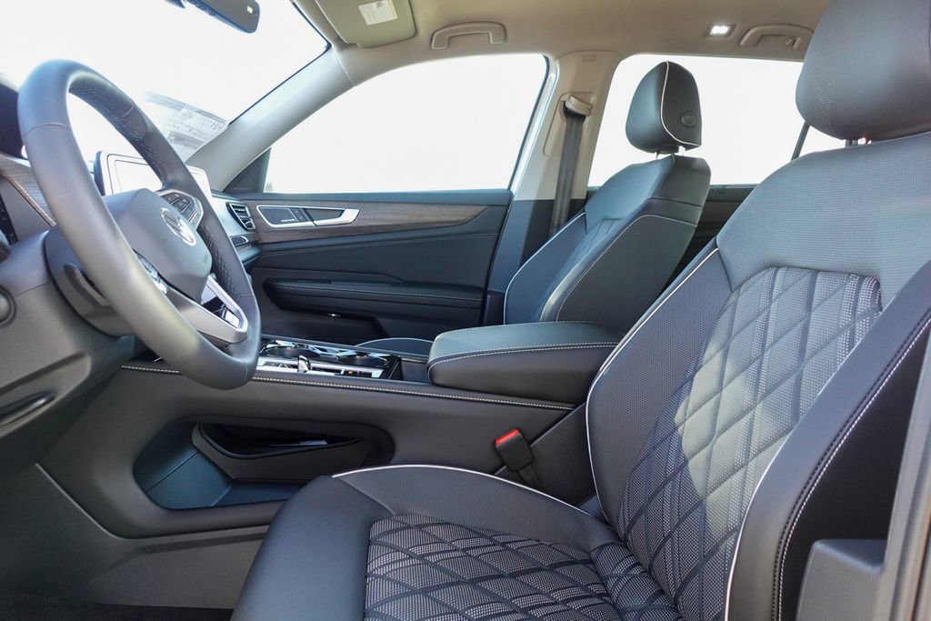 New 2026 Volkswagen Atlas SEL Premium R-Line image 13