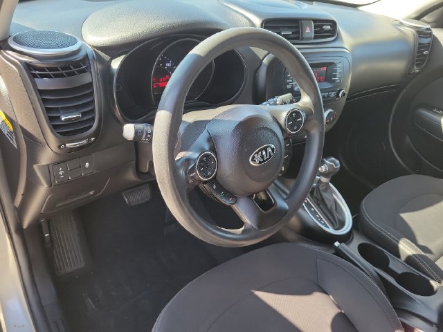 Used 2015 Kia Soul FWD image 15