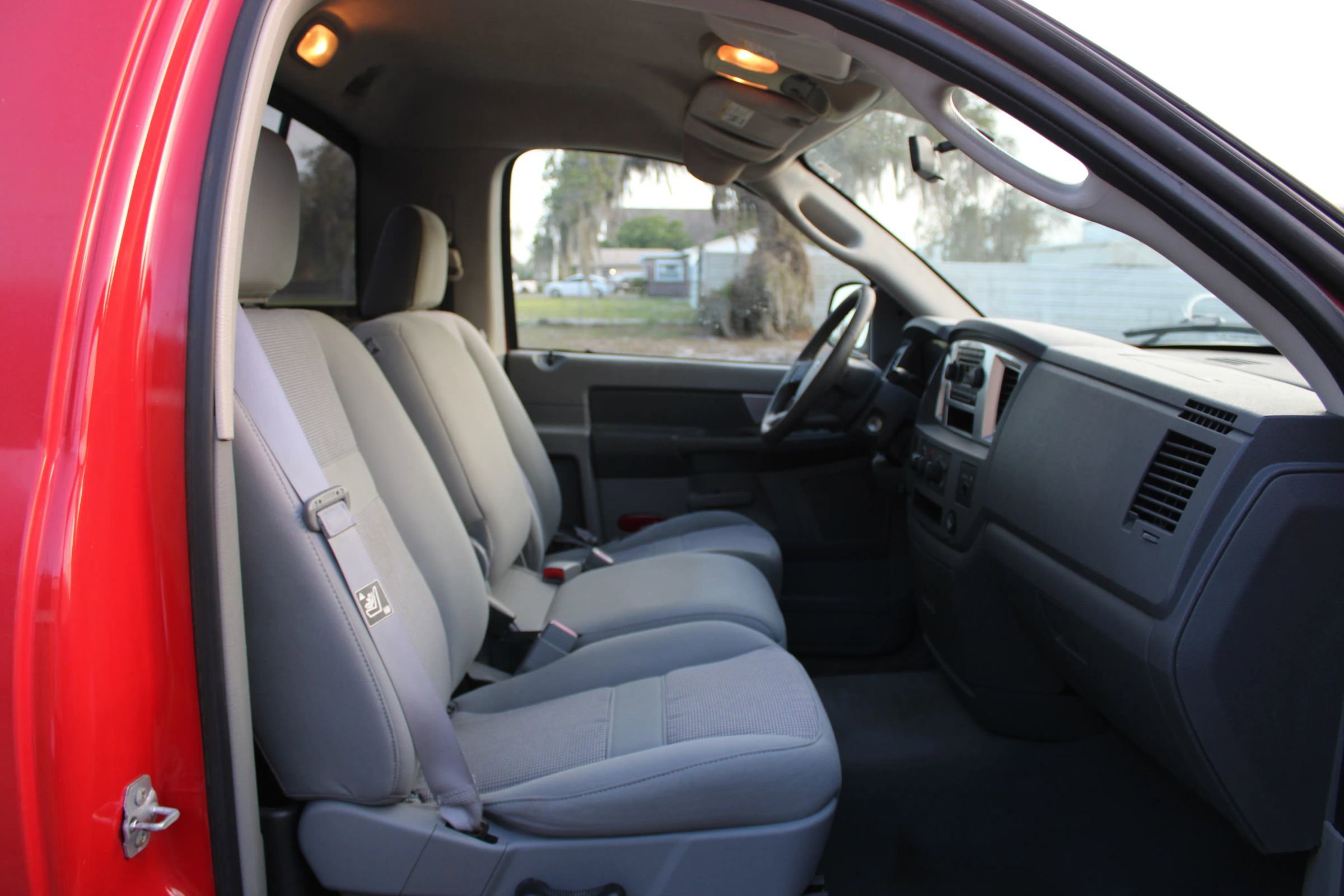 Used 2007 Dodge Ram 1500 Truck SLT image 3