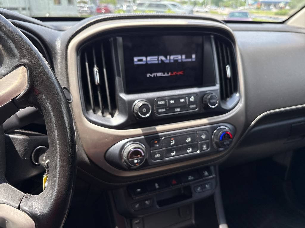 Used 2018 GMC Canyon Denali AWD/4WD image 18