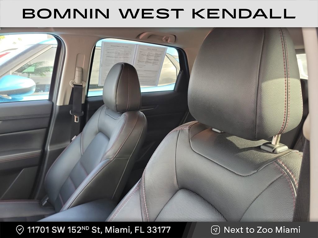 Used 2023 MAZDA CX-5 Carbon Edition image 5