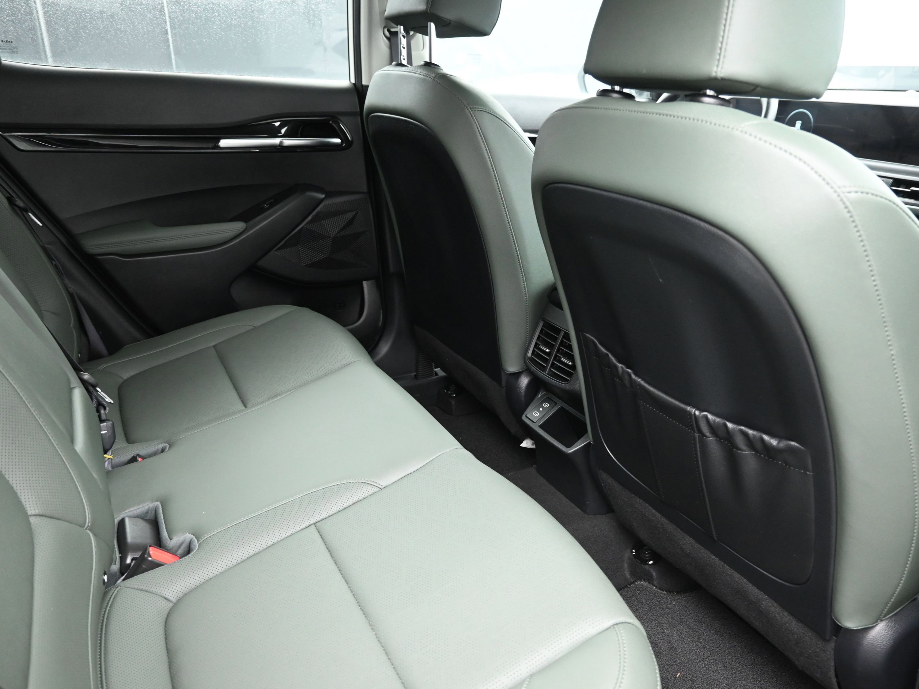 Used 2024 Kia Seltos SX image 24