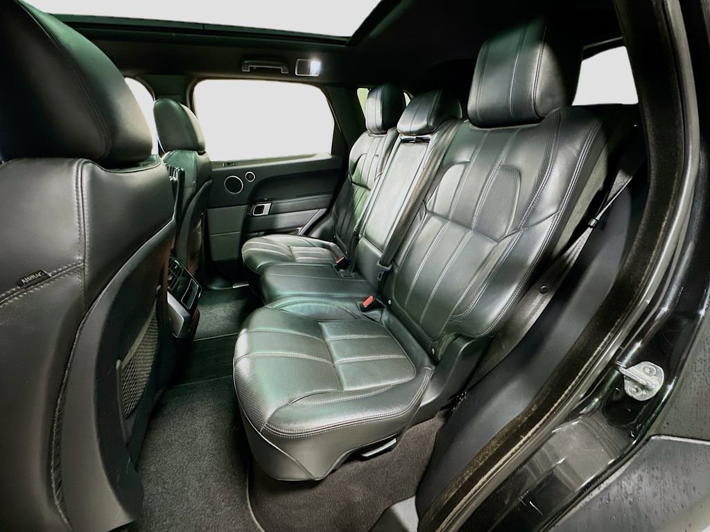 Used 2016 Land Rover Range Rover Sport HSE image 27