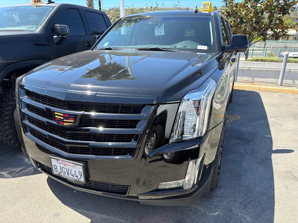 Used 2019 Cadillac Escalade ESV Premium Luxury AWD/4WD image 2