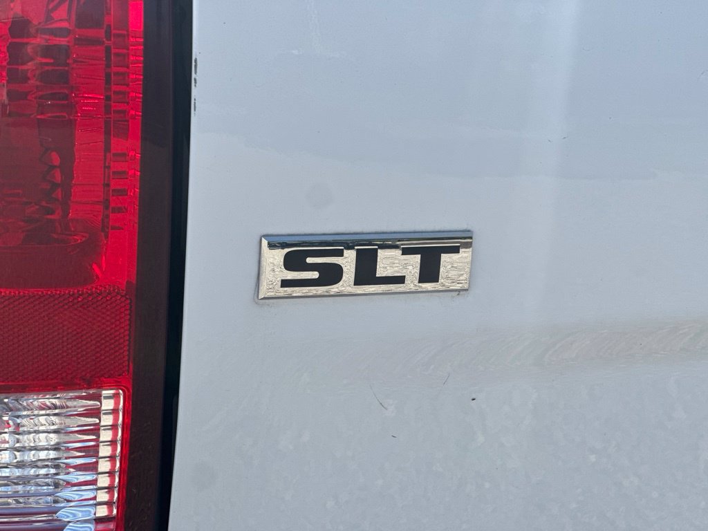 Used 2018 RAM 2500 SLT AWD/4WD image 4